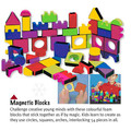 Blocs magnétiques - Un ensemble de pièces en mousse de différentes couleurs
