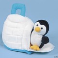 Pingouin et igloo pour le transporter, en peluche