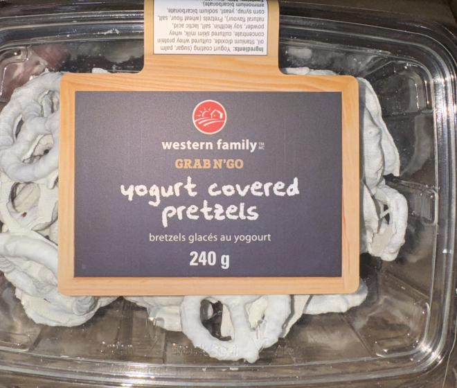 Western Family -  Bretzels glacés au yogourt - 240 g - Avant.jpg